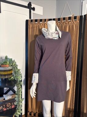 Grey Long Sleeve Tunic Dress with Printed Cuff and Collar